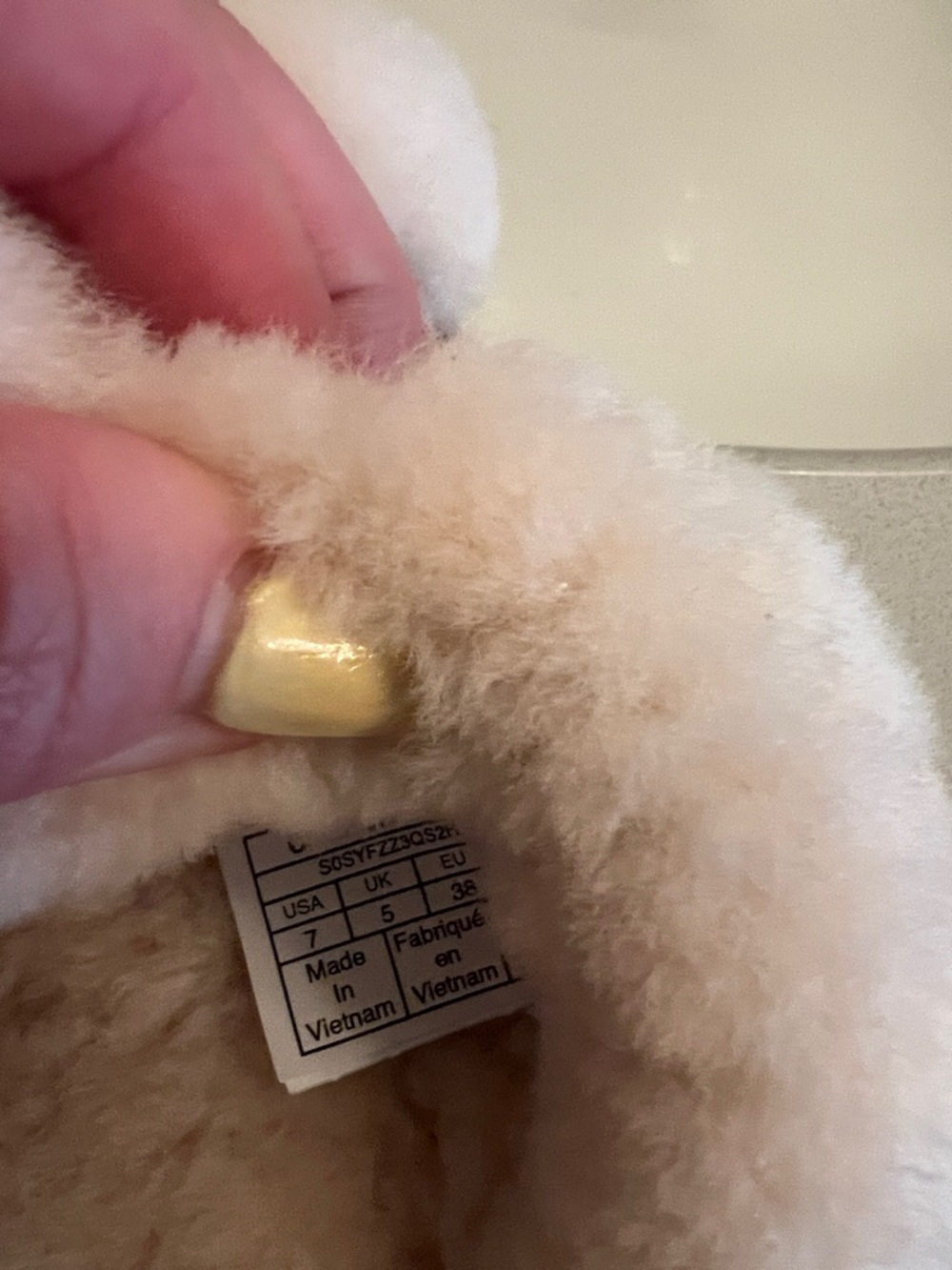 UGG Women's Fluff Crossband Slide - Natural Cream - Picture 3 of 3